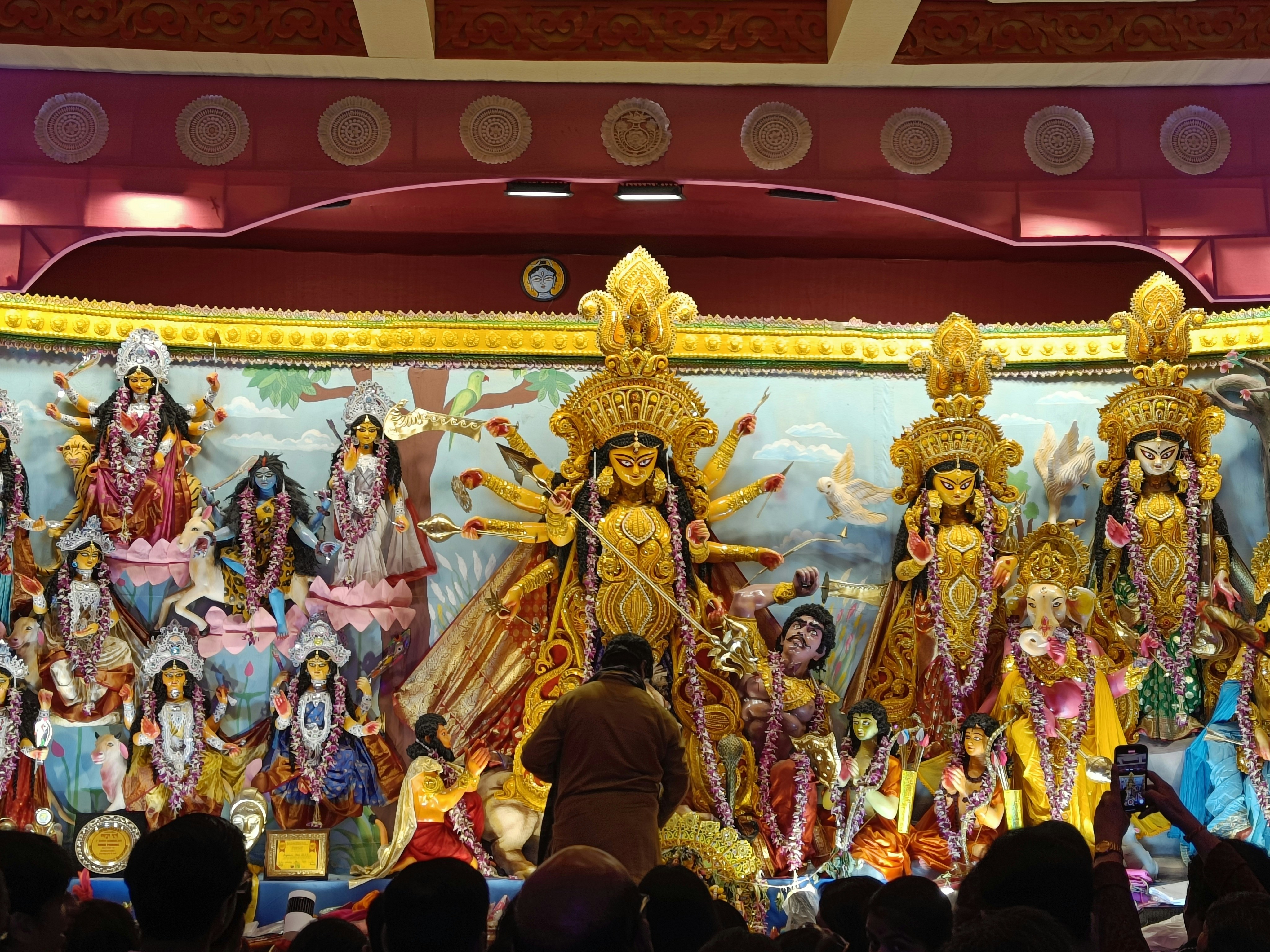 Festivals of India 2025: A Foreigner’s Guide to Holi, Diwali & More
